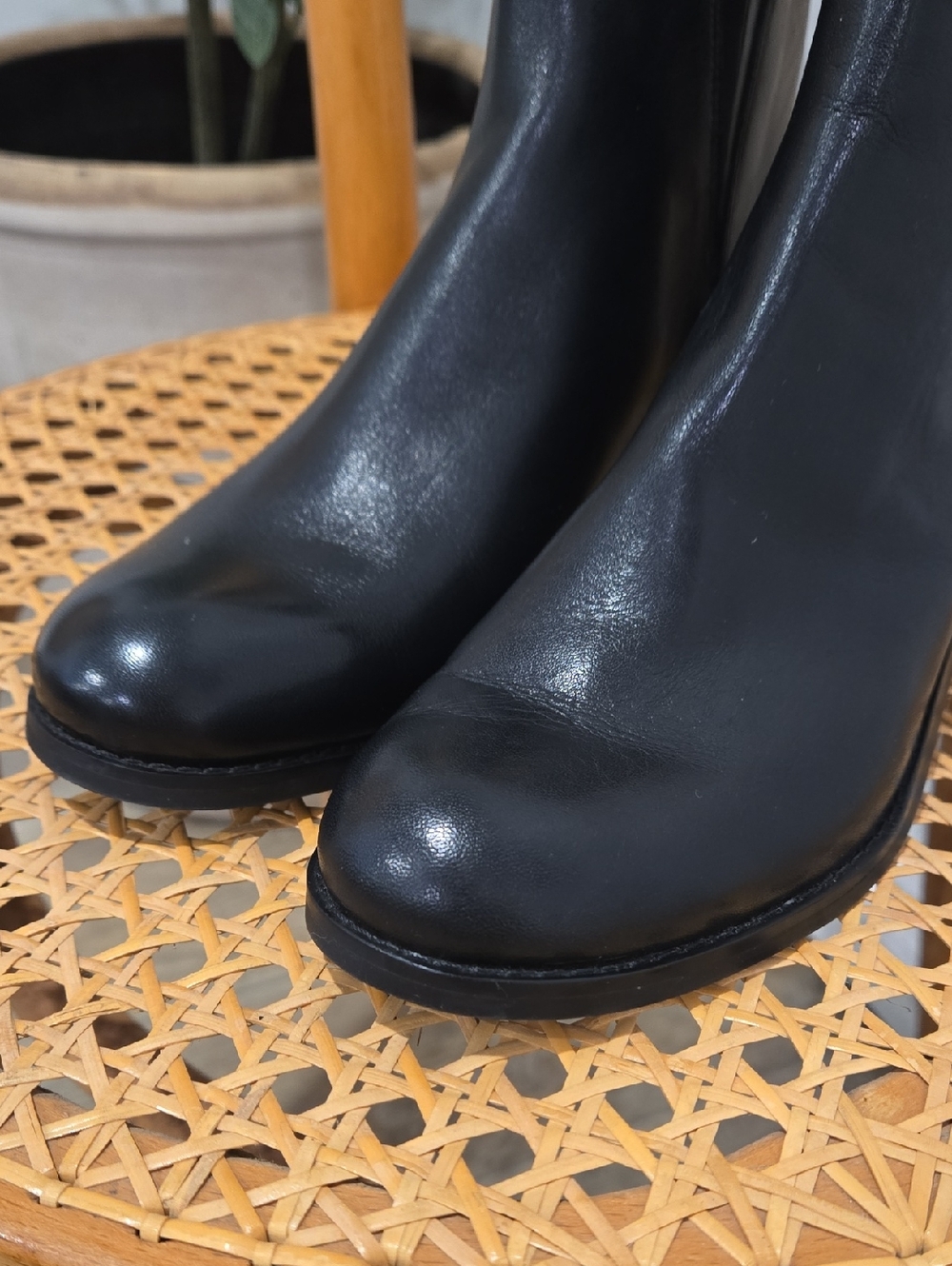 MICHAEL KORS Women's Black Lainey Leather Ankle Boot with Gold Zip - Picture 10 of 12